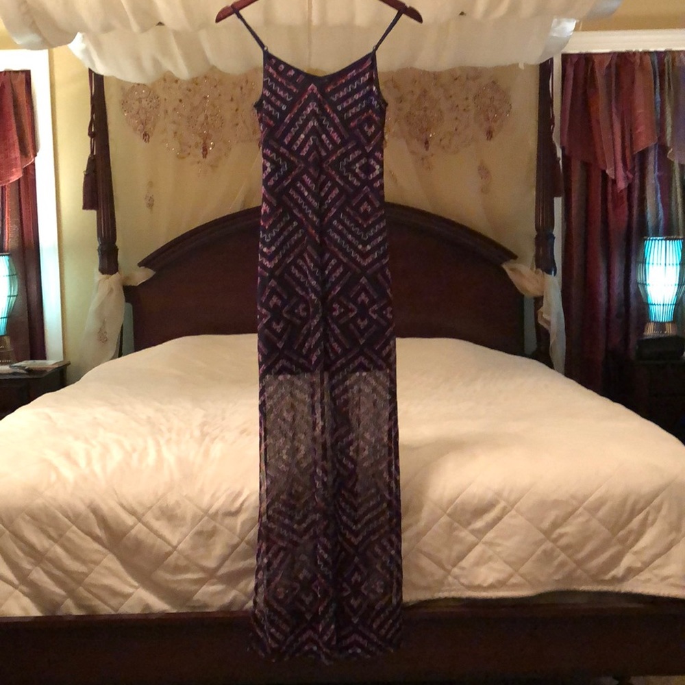 MAXI DRESS
